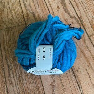 1 Ball Trendsetter Yarns Illusion Wool Blend Yarn - Color 156 Blues - 85 yds